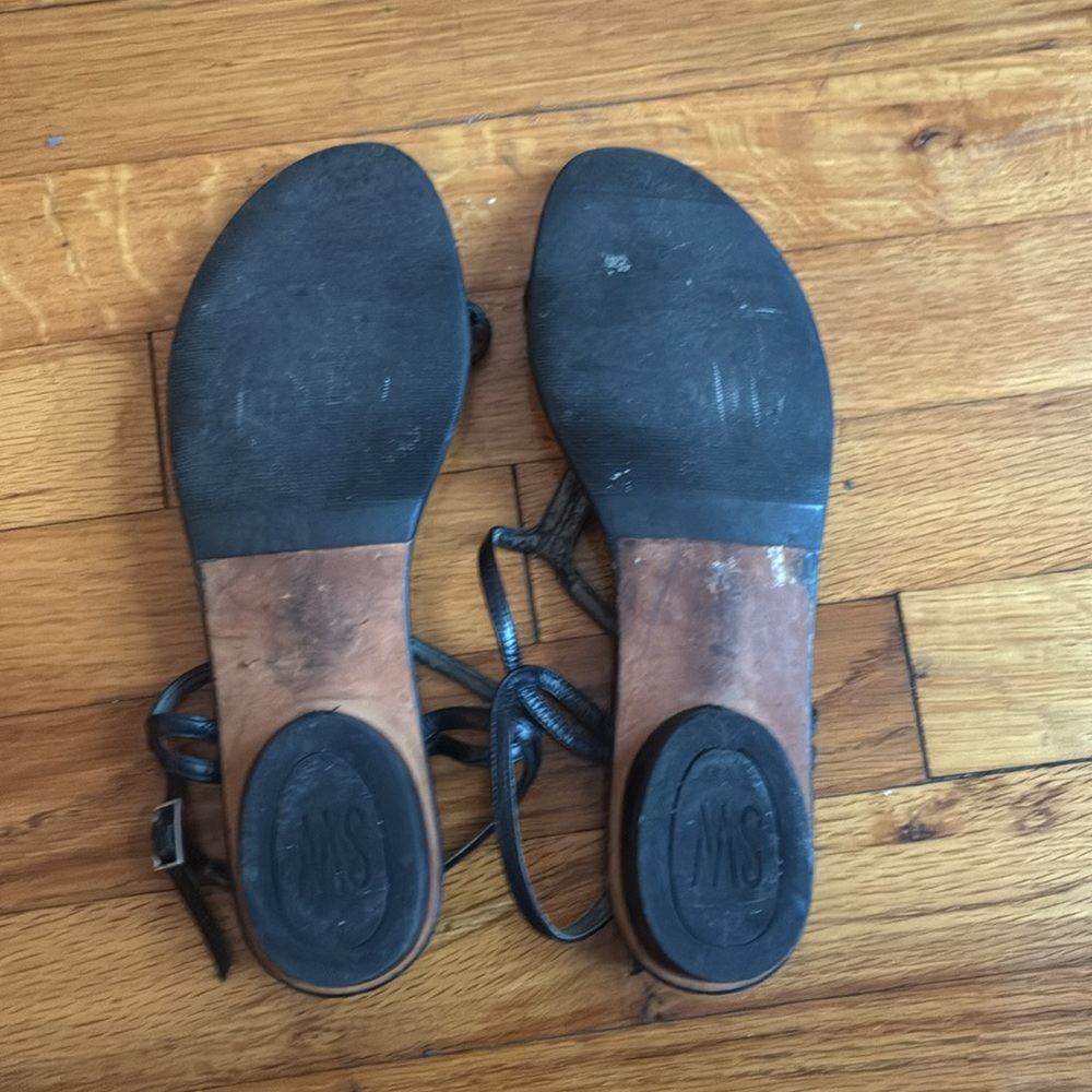 Stuart Weitzman sandals - Picture 11 of 16